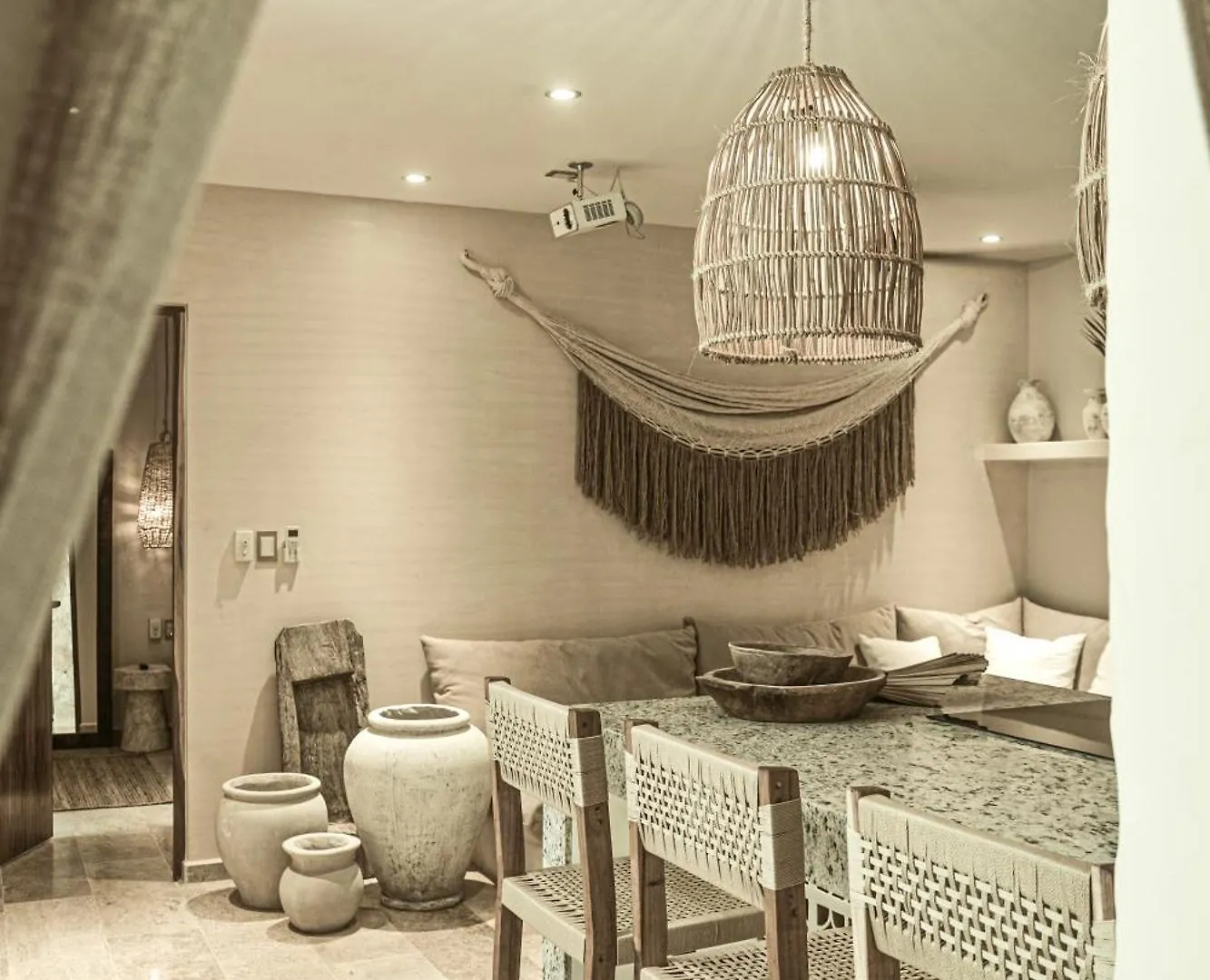 公寓 Luxury Penthouse-Private Rooftop Pool-Walkable 图卢姆